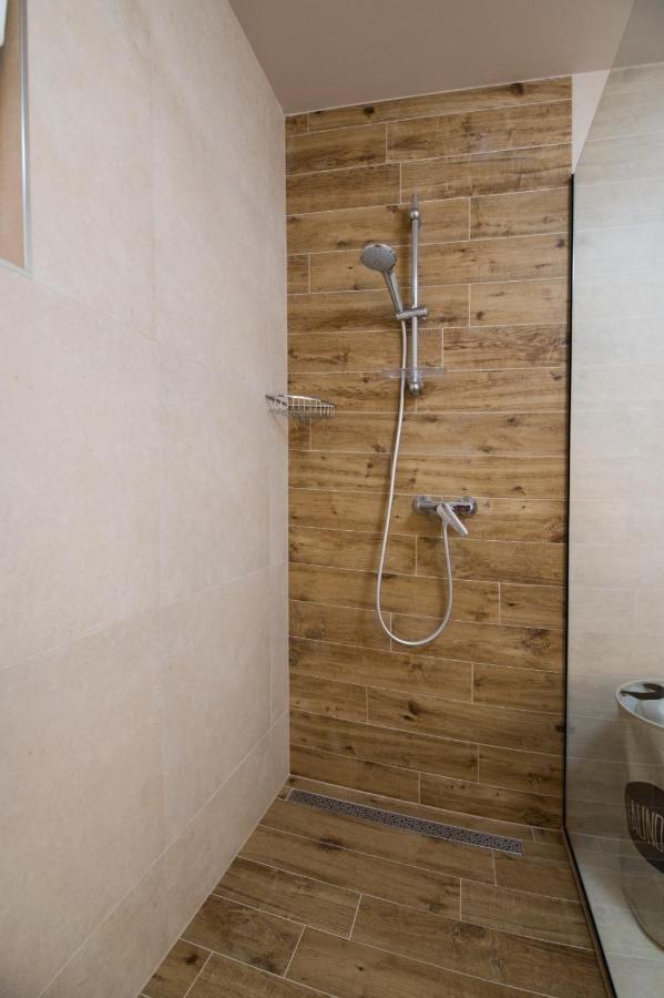 Brand New Aparment With Sea View & Swimming Pool At Ciovo - Villa Fiorentini Trogir Exteriér fotografie