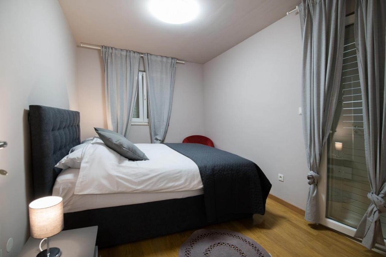 Brand New Aparment With Sea View & Swimming Pool At Ciovo - Villa Fiorentini Trogir Exteriér fotografie