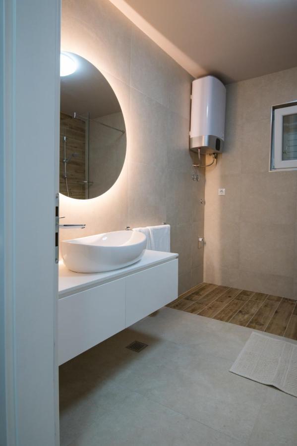 Brand New Aparment With Sea View & Swimming Pool At Ciovo - Villa Fiorentini Trogir Exteriér fotografie