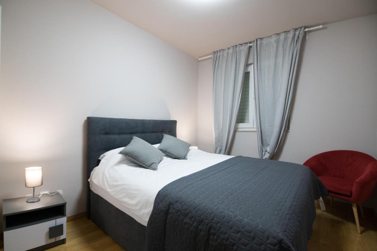 Brand New Aparment With Sea View & Swimming Pool At Ciovo - Villa Fiorentini Trogir Exteriér fotografie